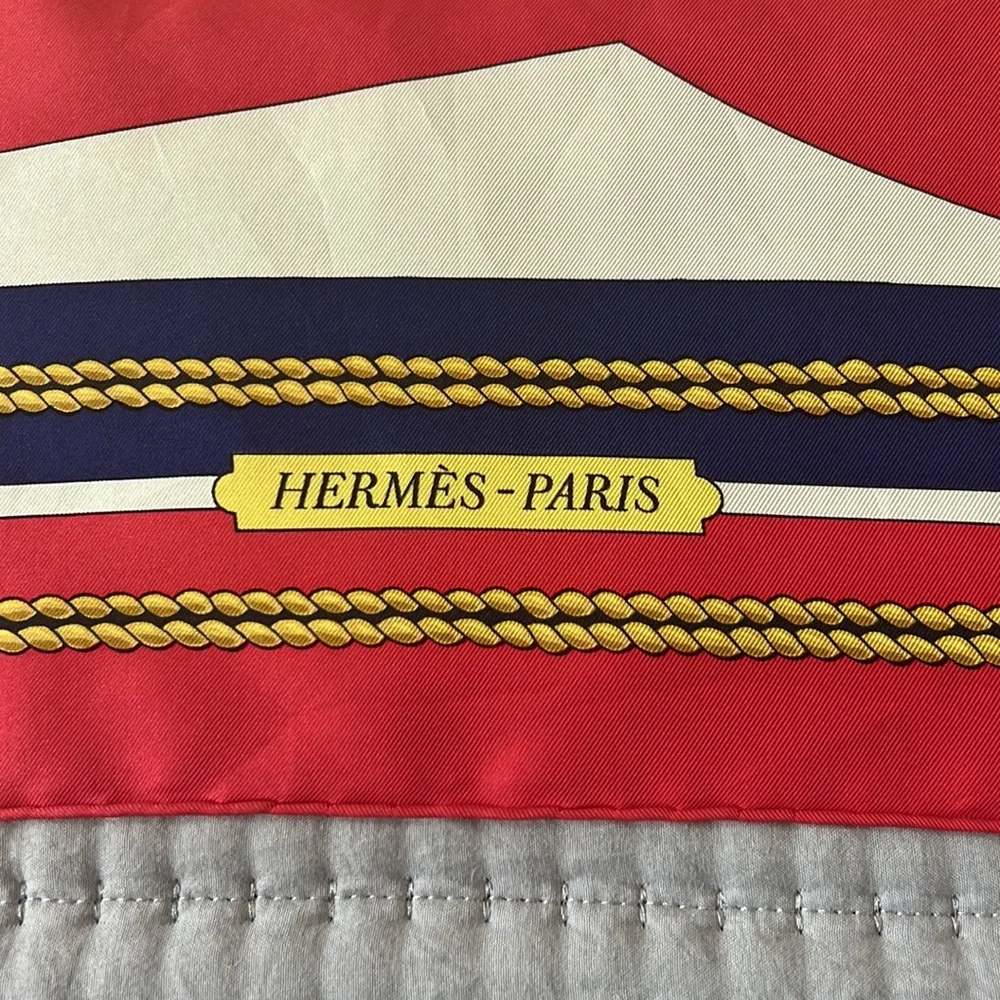 Authentic HERMES Silk Scarf 35” Square - Picture 2 of 7